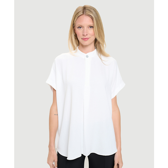 Woven Short-Sleeve V Neck Collared Button Top