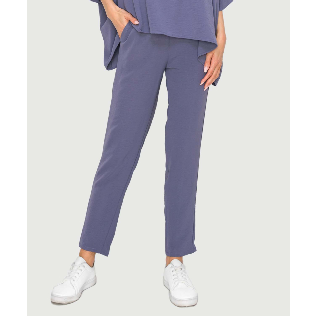 Women's Relaxed Midrise Cropped Air Flow Cigarette Pant | Last Tango