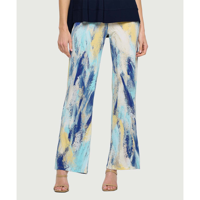 Straight Leg Printed Pant
