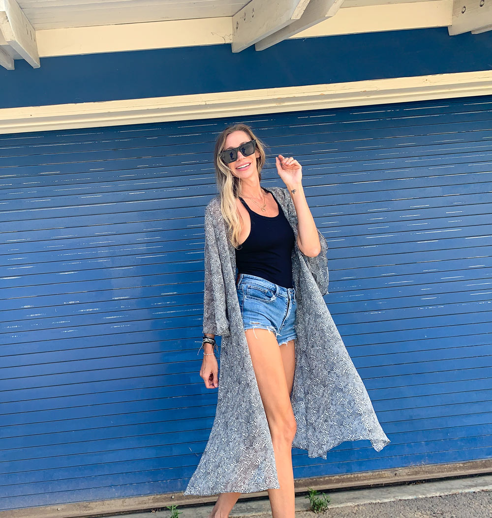 How to Casually Wear a Chiffon Duster