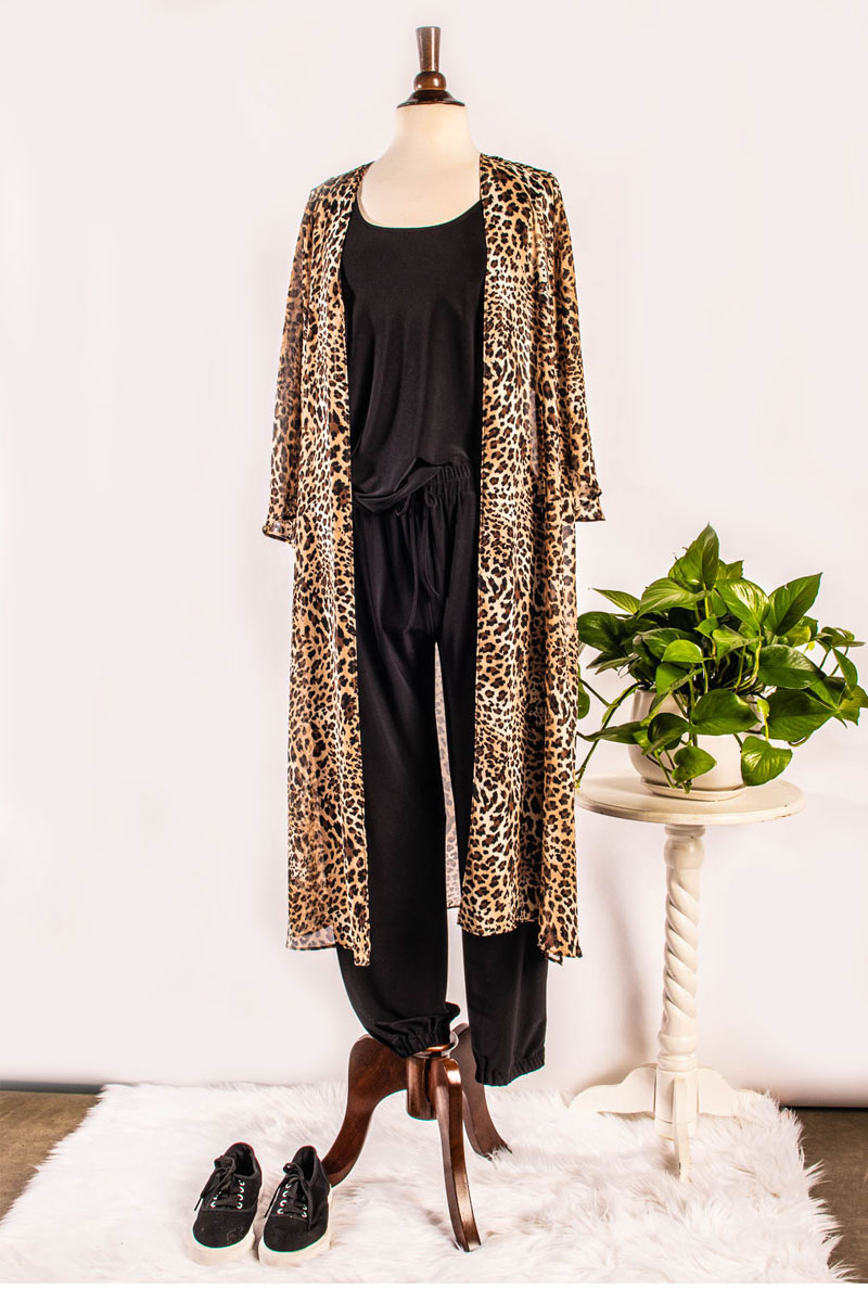 How to Dress Up Your Chiffon Duster